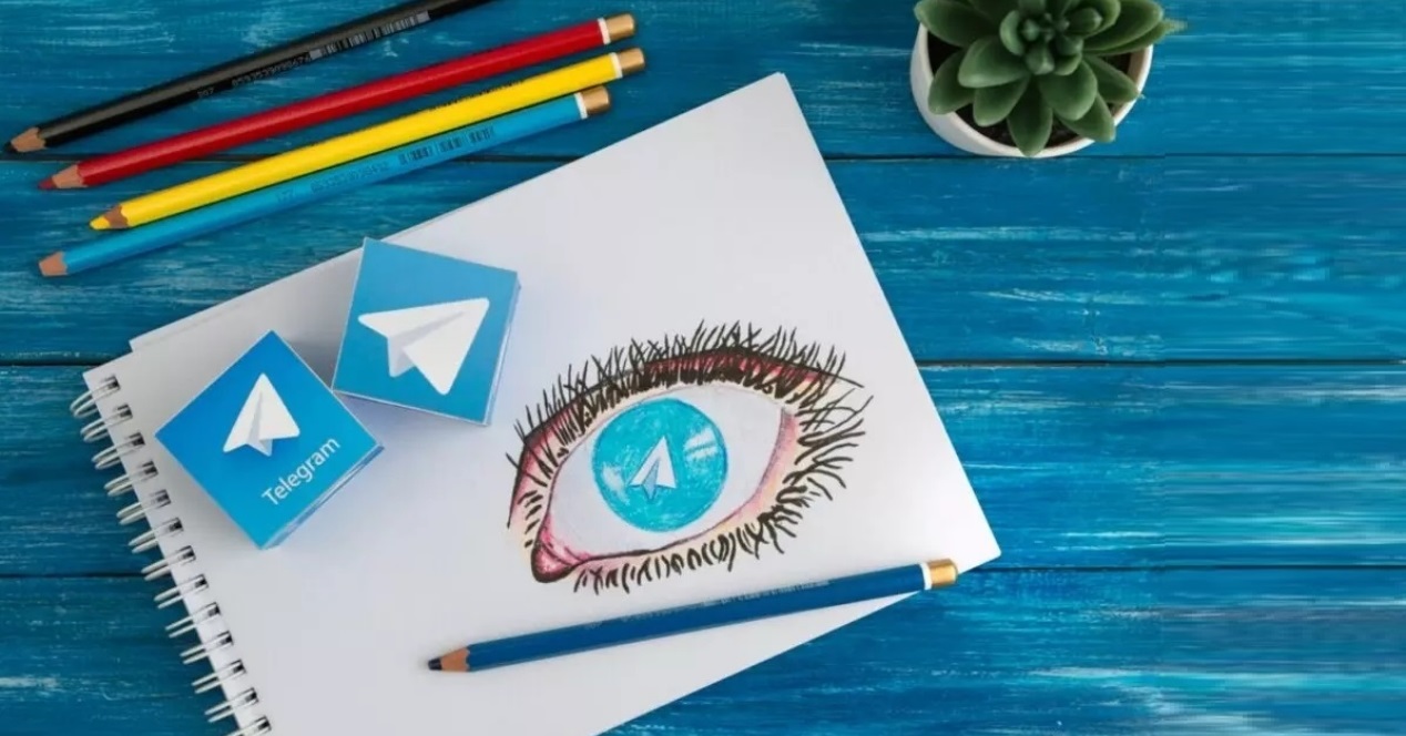 telegram en un cuaderno